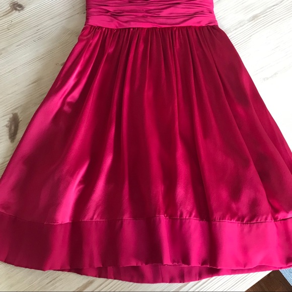 ❤️HP!!!❤️ Adrianna Papell Silk Red Dress- LIKE NEW - Picture 2 of 8